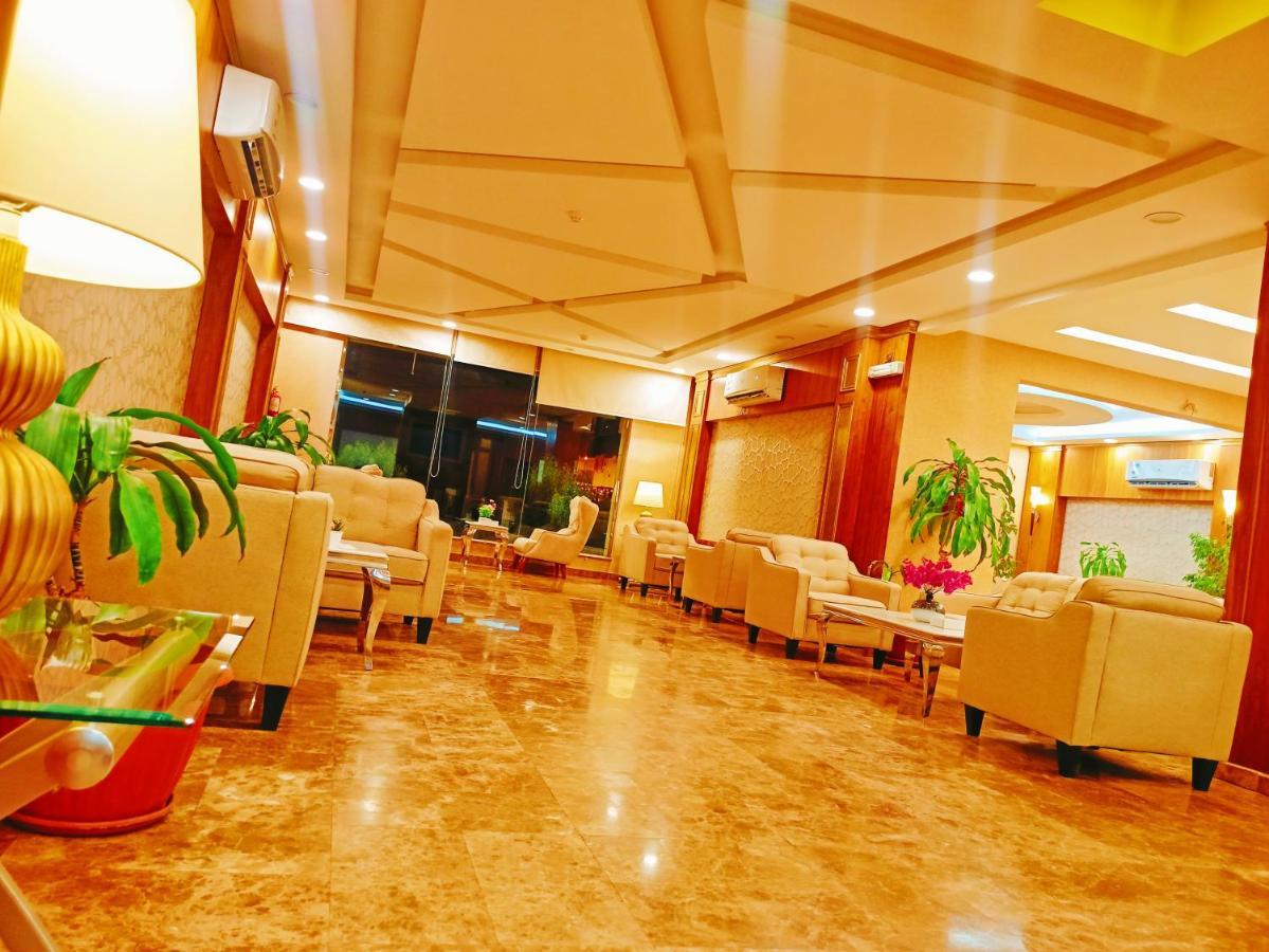 Aparthotel Taraf Yanbu 2 Exteriér fotografie